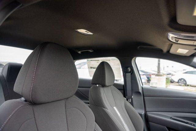 new 2025 Hyundai Elantra car, priced at $21,807