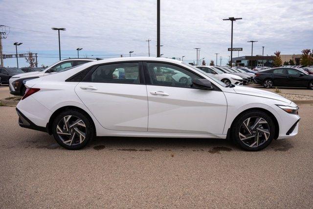 new 2025 Hyundai Elantra car, priced at $21,807