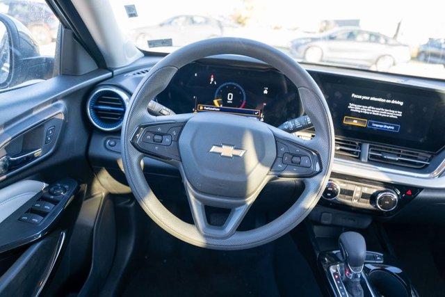 used 2025 Chevrolet Trax car, priced at $21,546