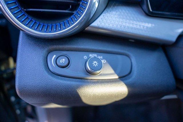 used 2025 Chevrolet Trax car, priced at $21,546