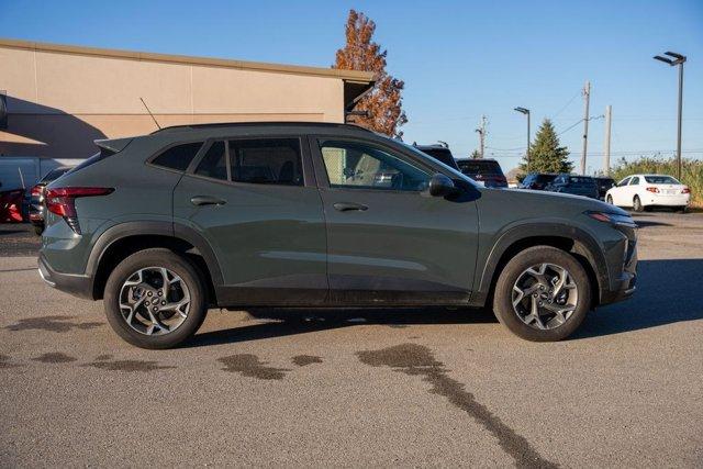 used 2025 Chevrolet Trax car, priced at $21,546