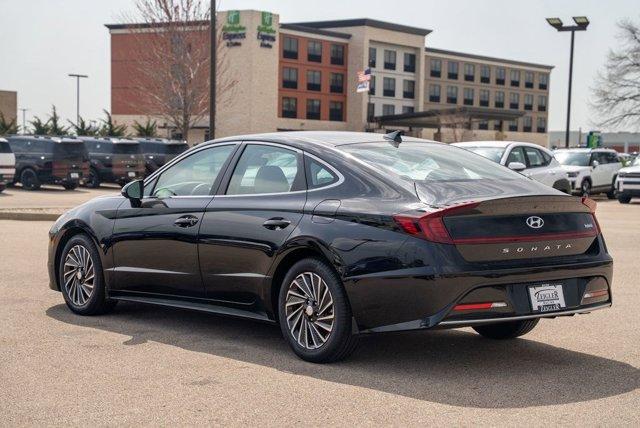 used 2023 Hyundai Sonata Hybrid car, priced at $20,150