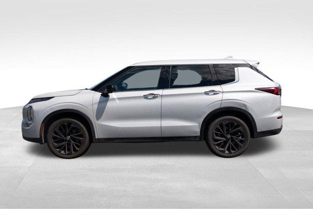 used 2023 Mitsubishi Outlander car, priced at $21,290