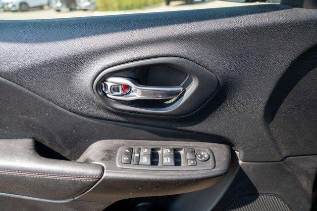 used 2020 Jeep Cherokee car, priced at $22,997