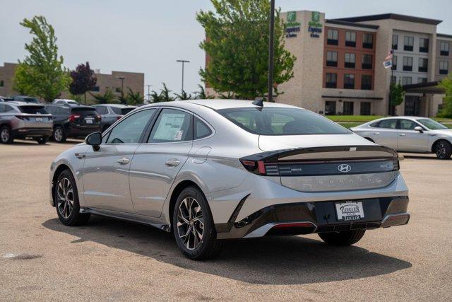 new 2025 Hyundai Sonata car, priced at $28,990