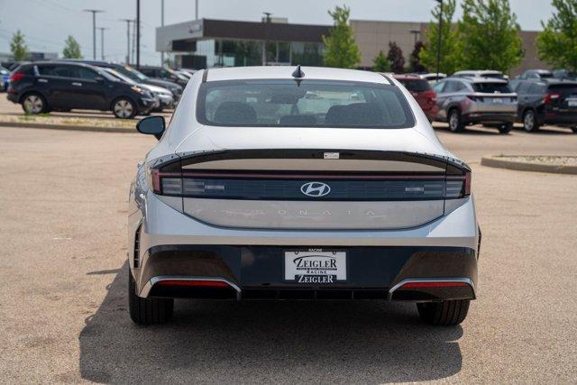 new 2025 Hyundai Sonata car, priced at $28,990