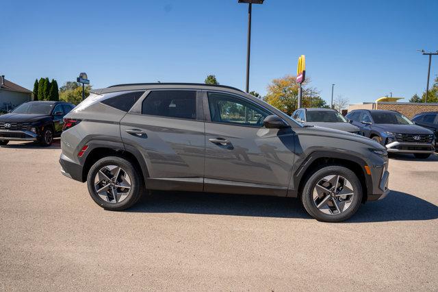 new 2025 Hyundai Tucson car, priced at $32,490