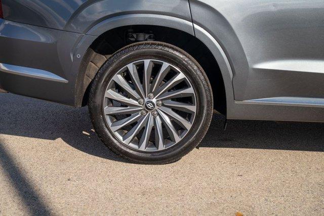 used 2024 Hyundai Palisade car, priced at $38,752