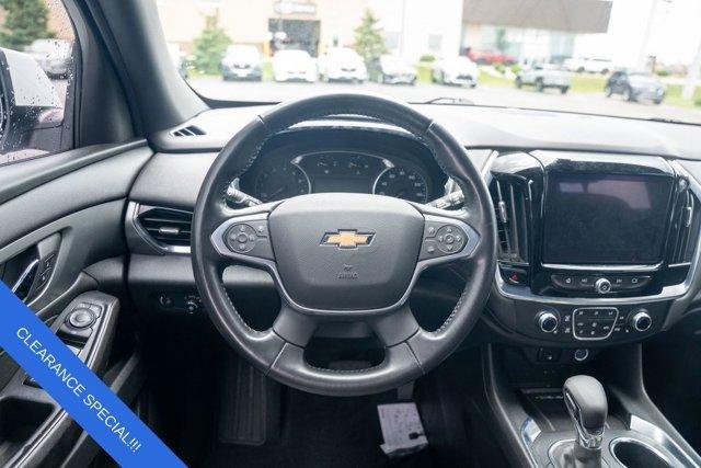 used 2022 Chevrolet Traverse car, priced at $25,997