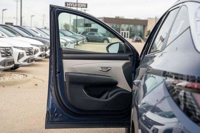 new 2025 Hyundai Tucson car, priced at $33,067
