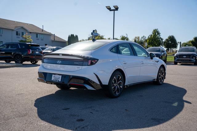 new 2025 Hyundai Sonata car, priced at $30,405