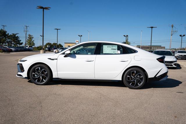 new 2025 Hyundai Sonata car, priced at $30,405