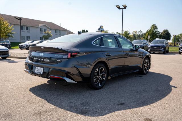 new 2025 Hyundai Sonata car, priced at $29,960