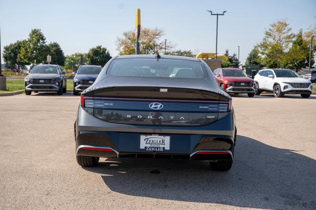 new 2025 Hyundai Sonata car, priced at $29,960