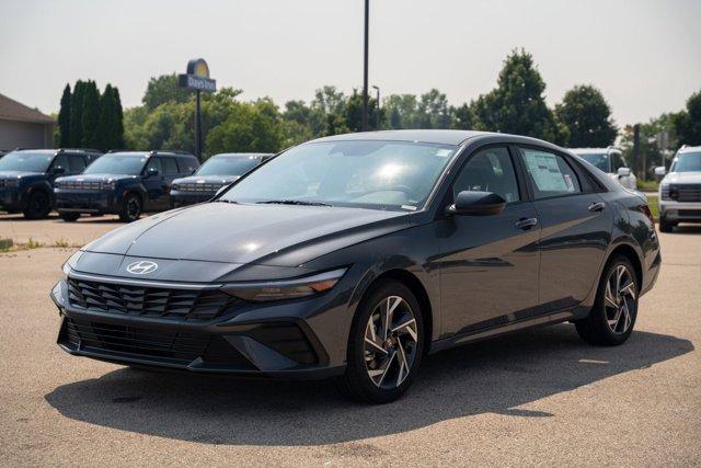 new 2025 Hyundai Elantra car, priced at $21,705