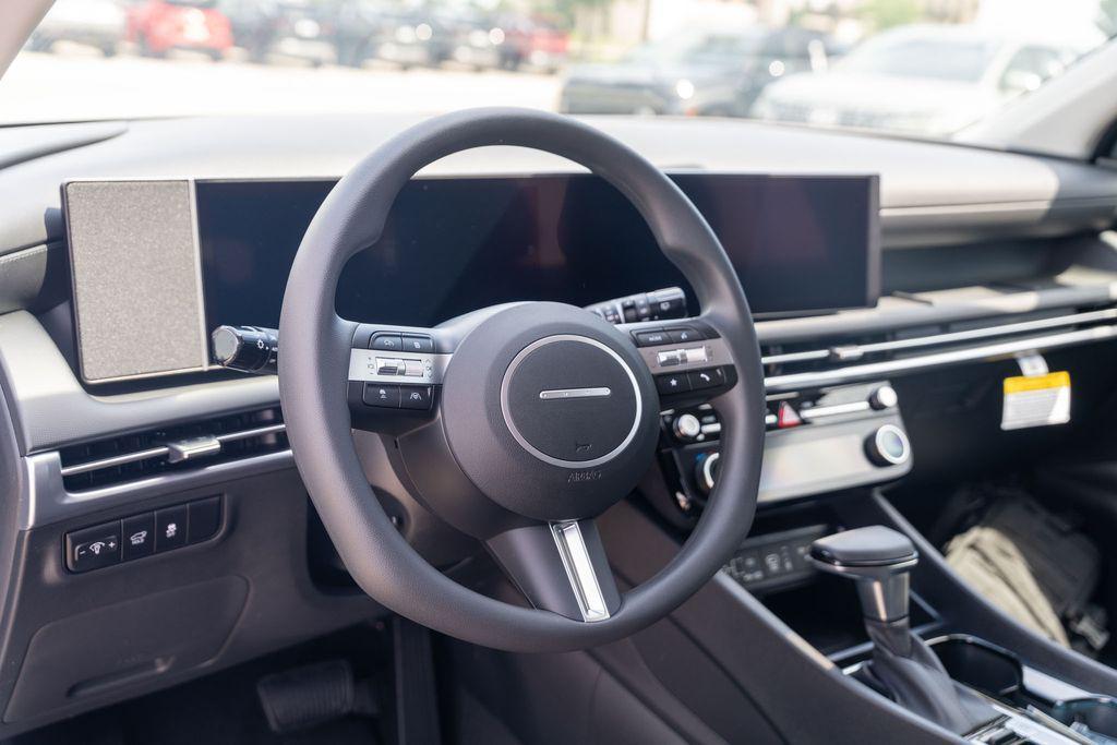 new 2025 Hyundai Tucson car, priced at $32,895