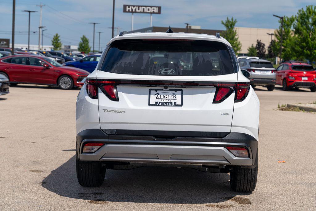 new 2025 Hyundai Tucson car, priced at $32,895