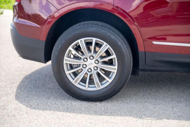 used 2017 Cadillac XT5 car, priced at $18,445