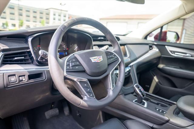 used 2017 Cadillac XT5 car, priced at $18,445