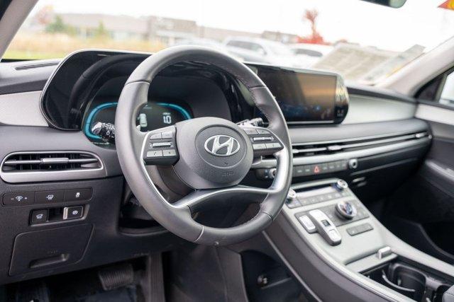 used 2025 Hyundai Palisade car, priced at $43,698