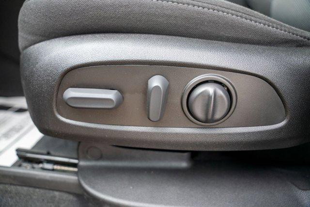 used 2023 Chevrolet Traverse car, priced at $31,899