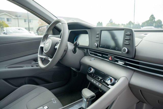 new 2025 Hyundai Elantra car, priced at $22,193