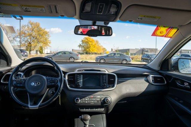 used 2018 Kia Sorento car, priced at $9,998
