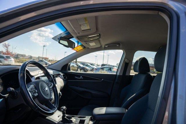 used 2018 Kia Sorento car, priced at $9,998