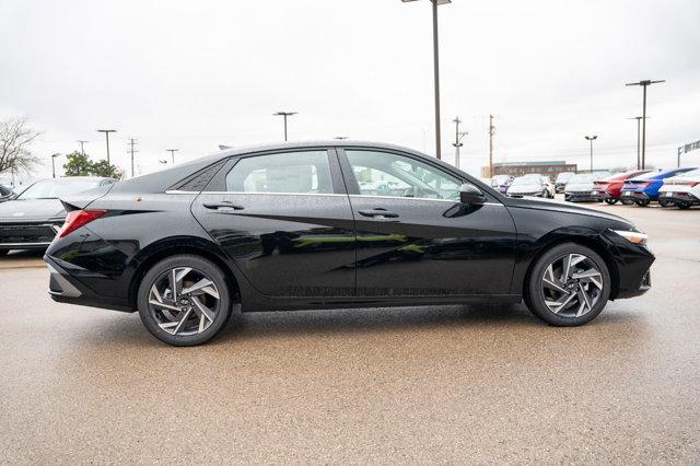 new 2024 Hyundai Elantra car, priced at $25,045