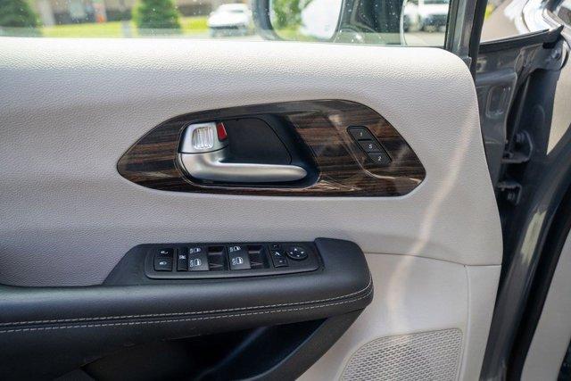 used 2023 Chrysler Pacifica car, priced at $25,865