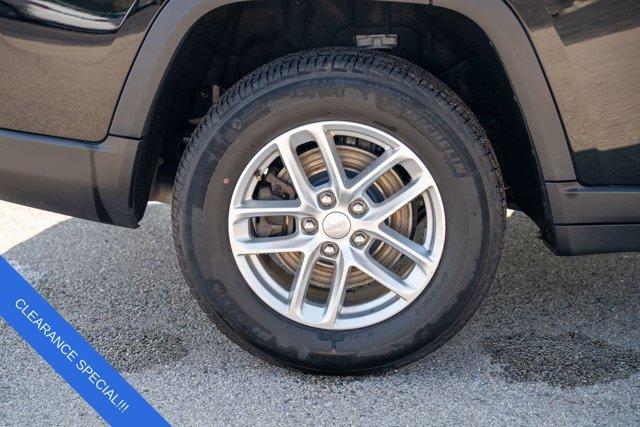 used 2022 Jeep Grand Cherokee L car, priced at $27,449