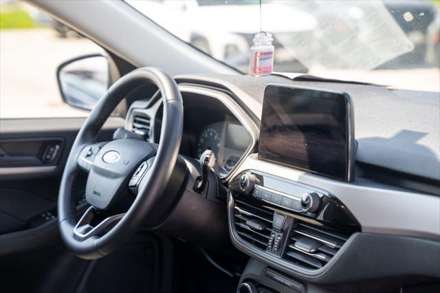 used 2022 Ford Escape car, priced at $19,490