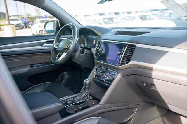 used 2021 Volkswagen Atlas Cross Sport car, priced at $27,654