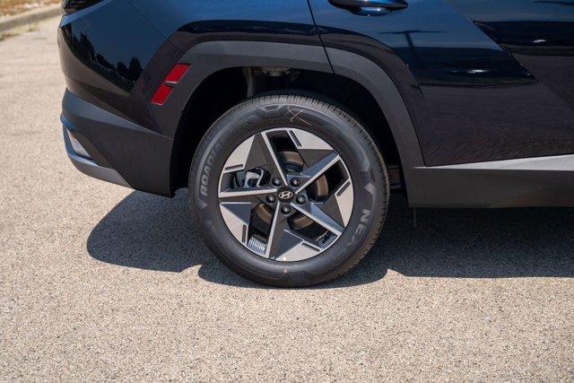 new 2025 Hyundai TUCSON Hybrid car, priced at $36,270