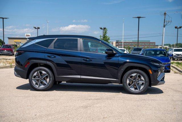 new 2025 Hyundai TUCSON Hybrid car, priced at $36,270