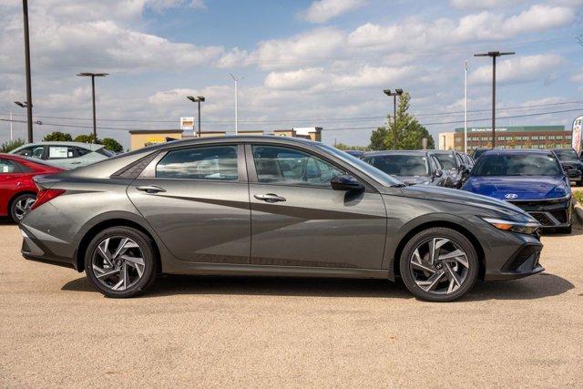 new 2025 Hyundai ELANTRA HEV car, priced at $23,828