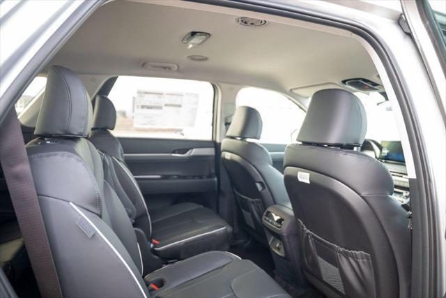 new 2025 Hyundai Palisade car, priced at $42,285