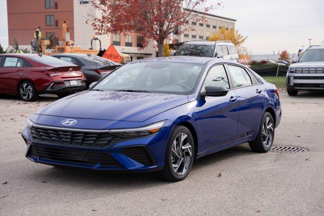 new 2025 Hyundai Elantra car, priced at $21,573