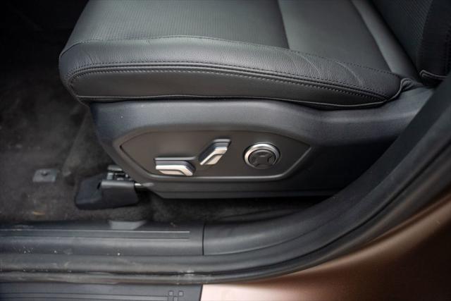 used 2025 Hyundai Santa Fe car, priced at $40,220