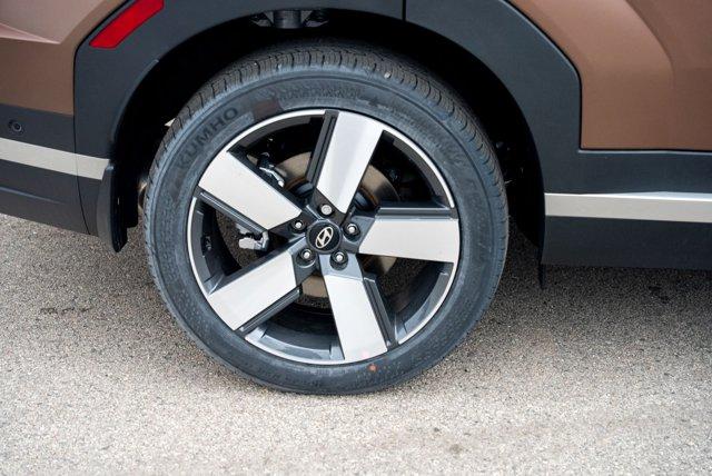 used 2025 Hyundai SANTA FE HEV car, priced at $44,990