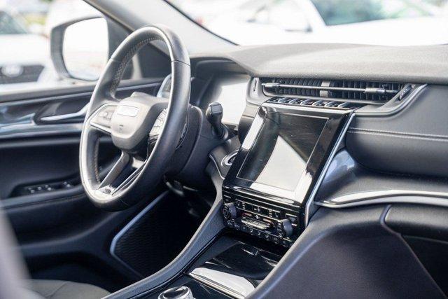 used 2022 Jeep Grand Cherokee car, priced at $31,178