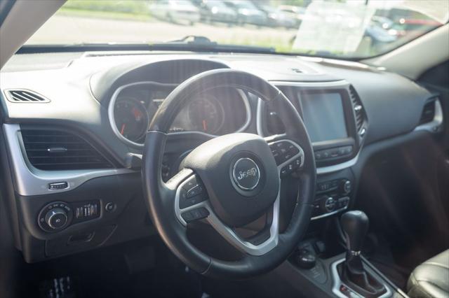 used 2016 Jeep Cherokee car, priced at $21,114