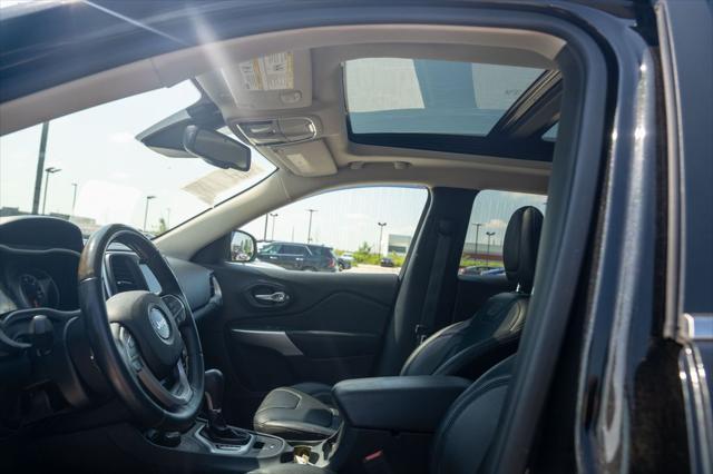 used 2016 Jeep Cherokee car, priced at $21,114