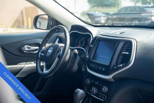 used 2016 Jeep Cherokee car, priced at $18,996