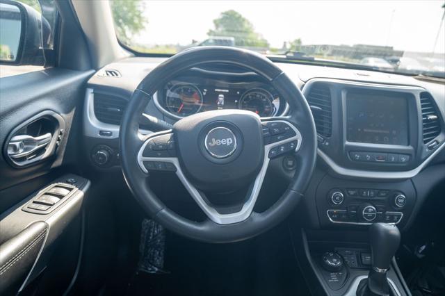 used 2016 Jeep Cherokee car, priced at $21,114