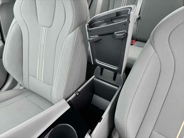 new 2025 Hyundai Elantra car, priced at $26,995