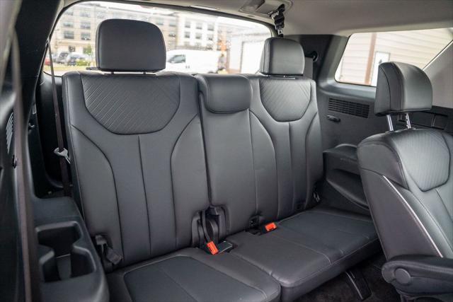 used 2024 Hyundai Palisade car, priced at $33,431