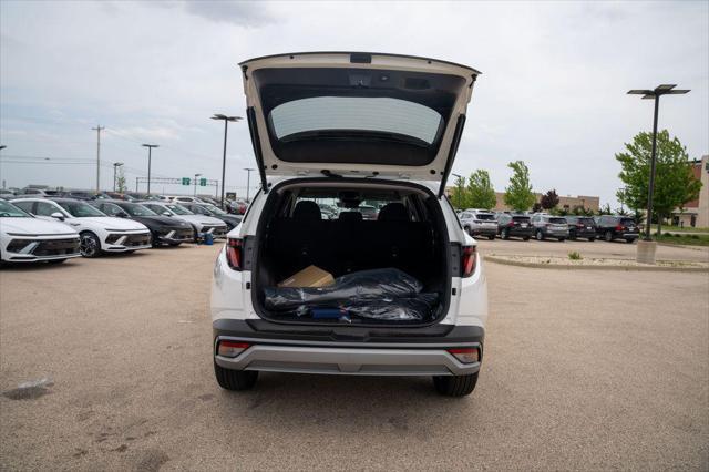 new 2025 Hyundai Tucson car, priced at $33,054