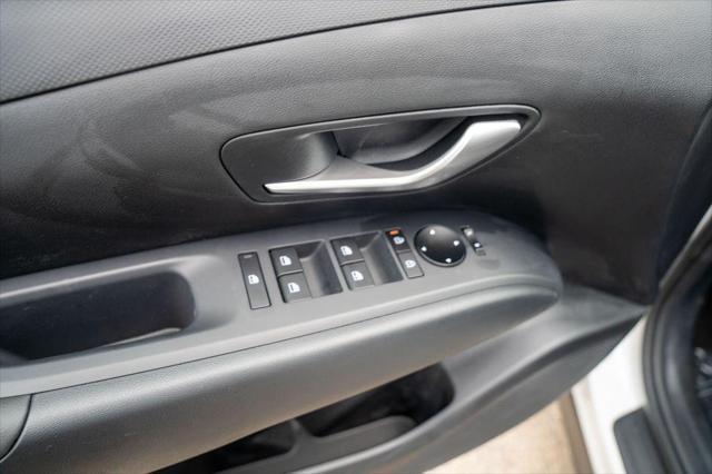 new 2025 Hyundai Tucson car, priced at $33,054