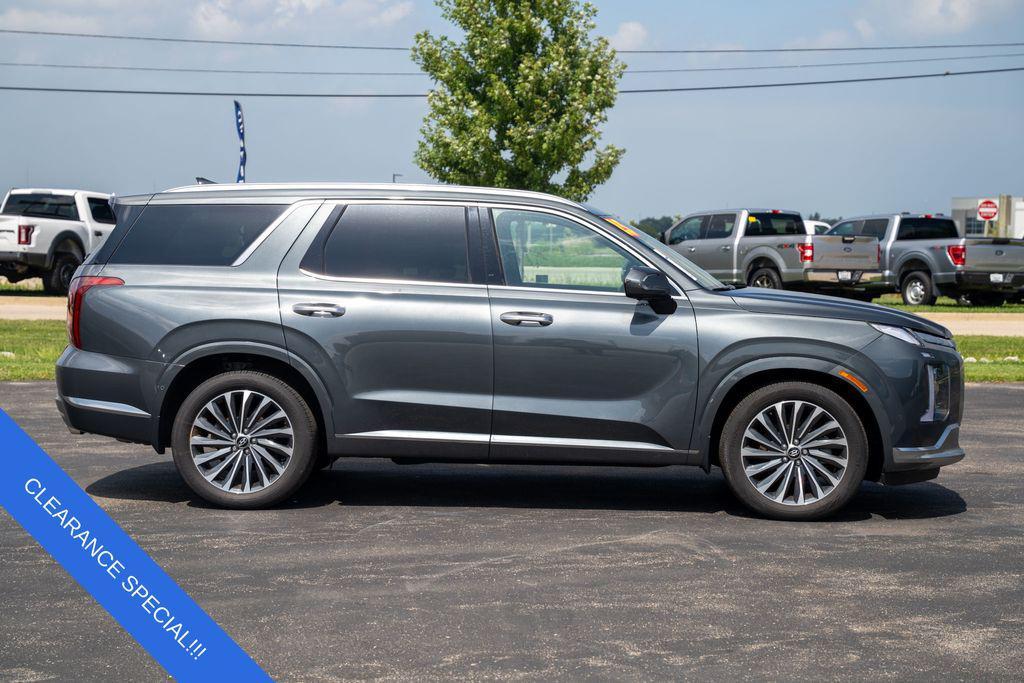 used 2025 Hyundai Palisade car, priced at $46,987